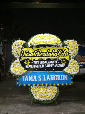 Papan Bunga Duka di Kance Diwe